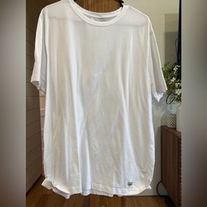 Tuvalo Tee
Color: White
Size: XL